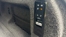 Land Rover Range Rover 4.4 P615 V8 SV 4dr Auto Petrol Estate